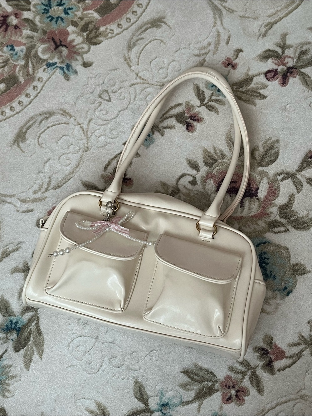 Cream Pearl Bow Double-Pocket Shoulder Bag